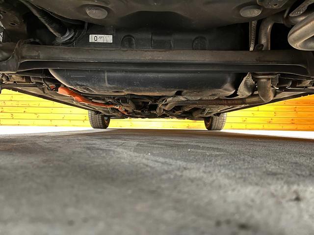 アクア Ｓ　禁煙車／中期モデル／カロッツェリアメモリーナビ／電動格納ミラー／車両接近通報装置／横滑り防止機能／オートライト／オートエアコン／社外アルミスタッドレス装着（52枚目）