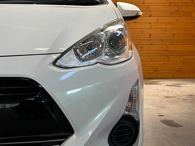 アクア Ｓ　禁煙車／中期モデル／カロッツェリアメモリーナビ／電動格納ミラー／車両接近通報装置／横滑り防止機能／オートライト／オートエアコン／社外アルミスタッドレス装着（56枚目）