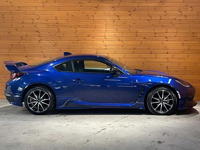 ＧＲ８６ ＳＺ　改良型／禁煙車／６速マニュアル／衝突軽減ブレーキ／フルセグメモリーナビ／Ｂｌｕｅｔｏｏｔｈ接続／横滑り防止機能／ドライブレコーダー装着／クルーズコントロール／ＬＥＤヘッドライト／新車保証書あり（15枚目）