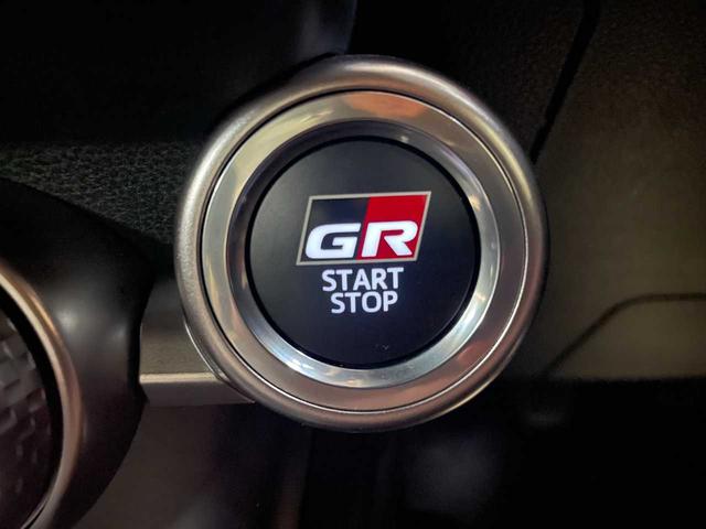 ＧＲ８６ ＳＺ　改良型／禁煙車／６速マニュアル／衝突軽減ブレーキ／フルセグメモリーナビ／Ｂｌｕｅｔｏｏｔｈ接続／横滑り防止機能／ドライブレコーダー装着／クルーズコントロール／ＬＥＤヘッドライト／新車保証書あり（37枚目）