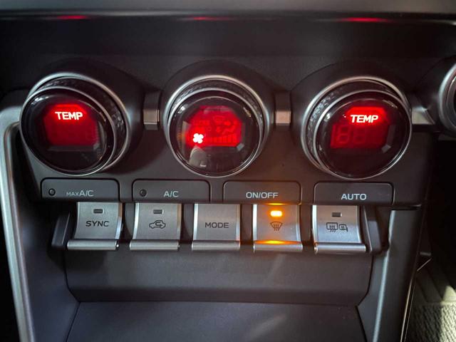 ＧＲ８６ ＳＺ　改良型／禁煙車／６速マニュアル／衝突軽減ブレーキ／フルセグメモリーナビ／Ｂｌｕｅｔｏｏｔｈ接続／横滑り防止機能／ドライブレコーダー装着／クルーズコントロール／ＬＥＤヘッドライト／新車保証書あり（40枚目）