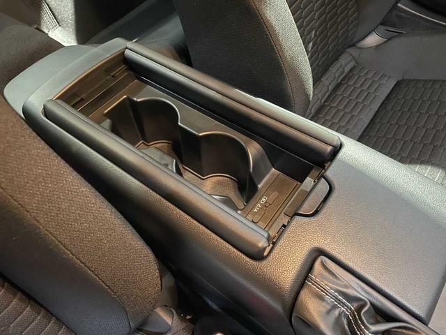 ＧＲ８６ ＳＺ　改良型／禁煙車／６速マニュアル／衝突軽減ブレーキ／フルセグメモリーナビ／Ｂｌｕｅｔｏｏｔｈ接続／横滑り防止機能／ドライブレコーダー装着／クルーズコントロール／ＬＥＤヘッドライト／新車保証書あり（47枚目）