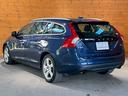 V60 T4 純正ナビ/バックカメラ/Bluetooth接続/ドライブレコーダー装着/プッシュスタート式/衝突軽減システム/電動革シート/障害物センサー/ブラインドスポットモニター/純正アルミ 中古車画像_2