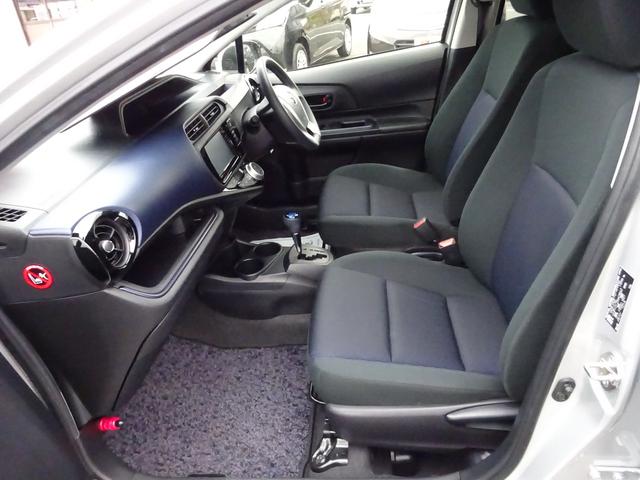 アクア S ナビTV バックカメラ Bluetooth 横滑り防止システム キーレスエントリー アルミホイール フォグランプ フロアオートマ(10枚目)