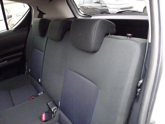 アクア S ナビTV バックカメラ Bluetooth 横滑り防止システム キーレスエントリー アルミホイール フォグランプ フロアオートマ(19枚目)