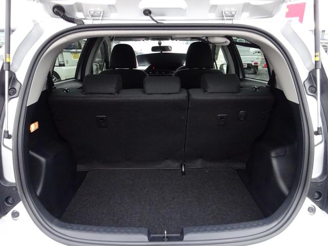 アクア S ナビTV バックカメラ Bluetooth 横滑り防止システム キーレスエントリー アルミホイール フォグランプ フロアオートマ(22枚目)