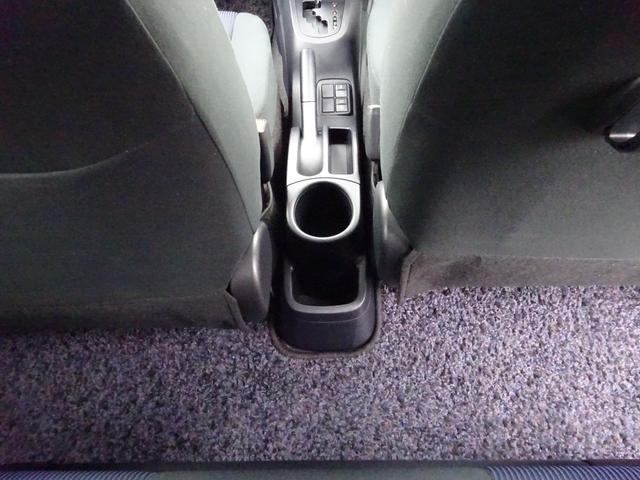 アクア S ナビTV バックカメラ Bluetooth 横滑り防止システム キーレスエントリー アルミホイール フォグランプ フロアオートマ(38枚目)