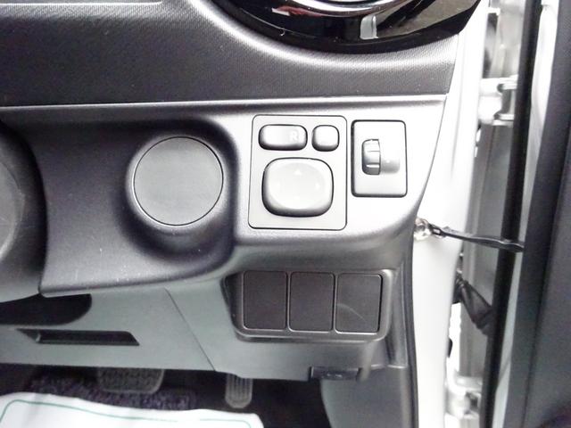 アクア S ナビTV バックカメラ Bluetooth 横滑り防止システム キーレスエントリー アルミホイール フォグランプ フロアオートマ(48枚目)