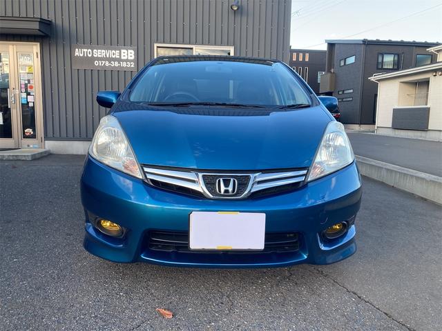 フィットシャトル 15X 4WD 5速AT バックカメラ ETC(2枚目)