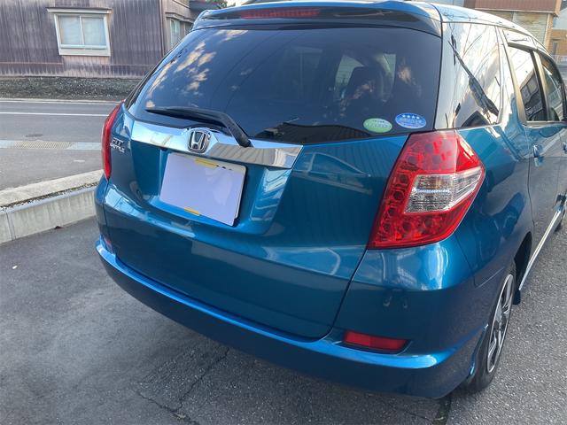 フィットシャトル 15X 4WD 5速AT バックカメラ ETC(3枚目)