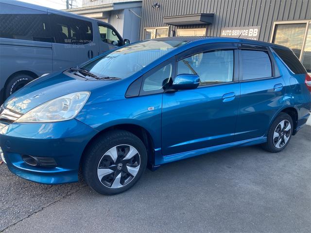 フィットシャトル 15X 4WD 5速AT バックカメラ ETC(5枚目)