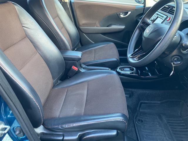 フィットシャトル 15X 4WD 5速AT バックカメラ ETC(13枚目)