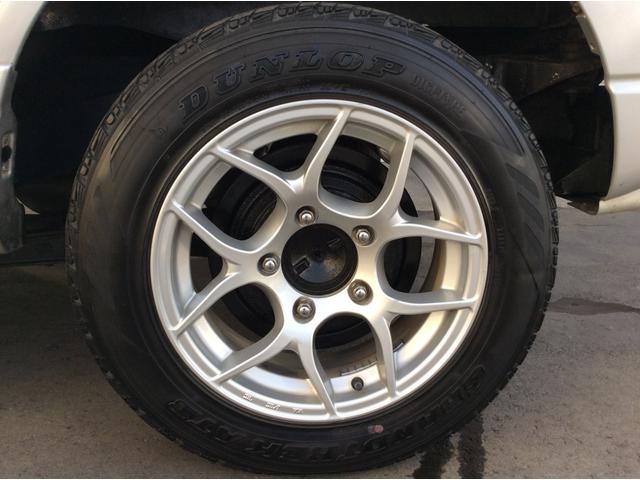 FISフリースタイルワールドカップリミテッド マニュアル切替4WD車検6年2月走行142500KMタイミングチェーン・AC・PS・PW・WEバック・Wエアバック・ABS・キーレス社外HDDナビ純正ドアバイザーフロアマット・シートヒーター・ETC(25枚目)