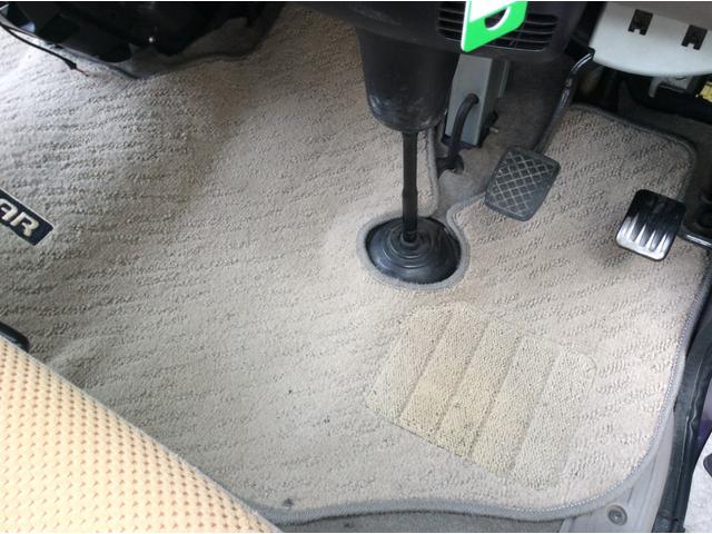 ベースグレード オートマ4WD走行106200kmパワステ・エアコン・パワーウィンド・社外ナビ・リフトアップ車・社外15インチアルミ・リヤヒーター電動角度調整ドアミラー・純正フロアマット・純正ドアバイザー(49枚目)