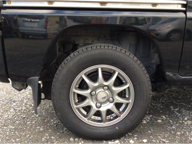 サンバーバン ディアス　オートマ４ＷＤ・走行８９３３７ｋｍ・ＡＣ・ＰＳ・ＰＷ・エアバック・リヤヒーター・電角ミラー・キーレス・ライトレベライザー・Ａ／Ｔパワー・純正ドアバイザー・フロアマット・社外１２インチアルミ冬タイヤ装着（34枚目）