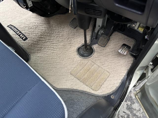 サンバーバン ディアス　マニュアル・切り替え４ＷＤ・走行７６０００ｋｍ・エアコン・パワステ・パワーウィンド・エアＢ・ＡＢＳ・リヤヒーター・純正ドアバイザー・フロアーマット・オーディオ・純正１２インチホイル新品冬タイヤ履き替え（60枚目）