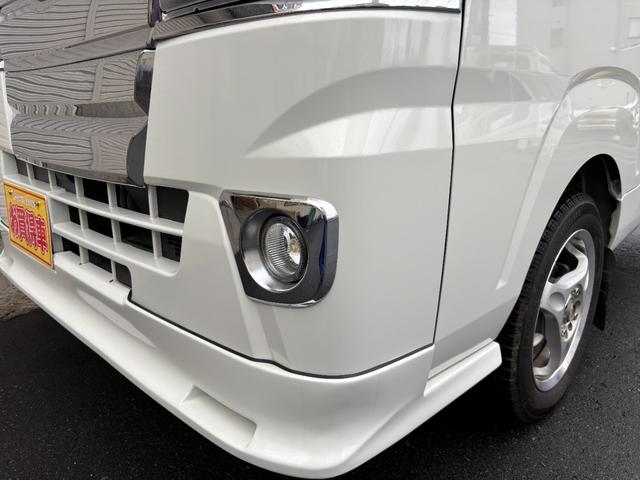 ハイゼットトラック ジャンボ　オートマ４ＷＤ・走行３３３００ｋｍ・エアコン・ＰＳ・ＰＷ・ＡＢＳ・ＷエアＢ・キーレス・ＣＤデッキ・作業灯・ゲートプロテクター・ゲートチェーン・社外マットガード・社外１４インチアルミホイール冬タイヤ装着（34枚目）