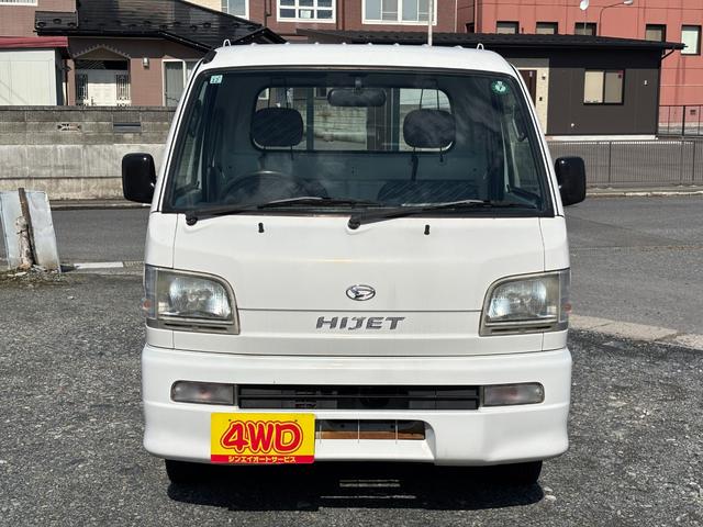 ハイゼットトラック スペシャル マニュアル切り替え4WD・走行33400km・車検8年12月・エアコン無・パワステ無・純正フロアマット・純正オーディオ・荷台ゴムマット・純正12インチホイル・冬タイヤ装着(12枚目)
