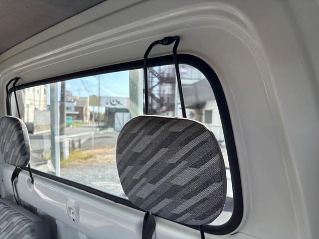 ハイゼットトラック スペシャル マニュアル切り替え4WD・走行33400km・車検8年12月・エアコン無・パワステ無・純正フロアマット・純正オーディオ・荷台ゴムマット・純正12インチホイル・冬タイヤ装着(69枚目)