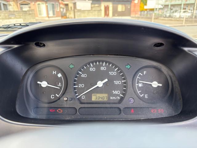 ハイゼットトラック スペシャル マニュアル切り替え4WD・走行33400km・車検8年12月・エアコン無・パワステ無・純正フロアマット・純正オーディオ・荷台ゴムマット・純正12インチホイル・冬タイヤ装着(77枚目)