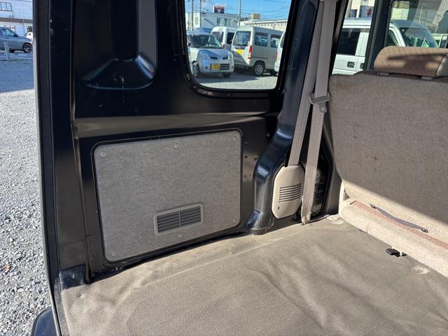 エブリイ ジョイン　ハイルーフ・オートマ４ＷＤ・車検９年２月・走行１３５７００ｋｍ・タイミングチェーン・ＡＣ・ＰＳ・ＰＷ・ＡＢＳ・ＷエアＢ・純正フロアーマットドアバイザーオーディオ・社外１２インチアルミホイル冬タイヤ装着（18枚目）