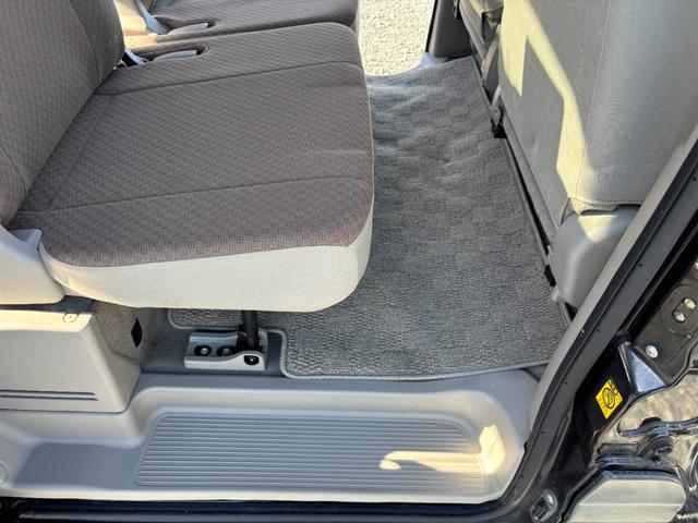 エブリイ ジョイン　ハイルーフ・オートマ４ＷＤ・車検９年２月・走行１３５７００ｋｍ・タイミングチェーン・ＡＣ・ＰＳ・ＰＷ・ＡＢＳ・ＷエアＢ・純正フロアーマットドアバイザーオーディオ・社外１２インチアルミホイル冬タイヤ装着（27枚目）