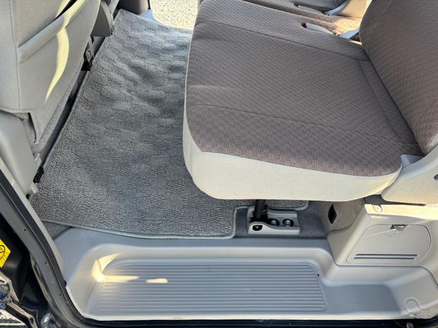 エブリイ ジョイン　ハイルーフ・オートマ４ＷＤ・車検９年２月・走行１３５７００ｋｍ・タイミングチェーン・ＡＣ・ＰＳ・ＰＷ・ＡＢＳ・ＷエアＢ・純正フロアーマットドアバイザーオーディオ・社外１２インチアルミホイル冬タイヤ装着（35枚目）