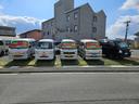 サンバーバン ＶＣ　マニュアル切り替え４ＷＤ・走行８８５１０ｋｍ・車検９年１月・エアコン・パワステ・エアバック・集中ドアロック純正ドアバイザー・フロアーマット・オーディオ・１２インチスチールホイル・スタットレスタイヤ装着（4枚目）