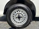 スペシャル マニュアル切り替え4WD・走行33400km・車検8年12月・エアコン無・パワステ無・純正フロアマット・純正オーディオ・荷台ゴムマット・純正12インチホイル・冬タイヤ装着(35枚目)