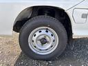 ＴＢ　オートマフルタイム４ＷＤ・走行３３０００ＫＭ・エアコン無・パワステ無・エアバック無・作業灯・純正フロアマット・ドアバイザ－・オーディオ・１２インチホイル・冬タイヤ装着（43枚目）