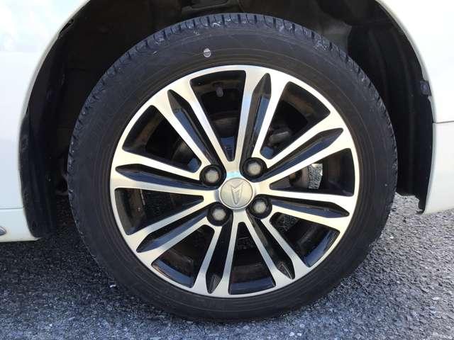 フロントタイヤの画像です