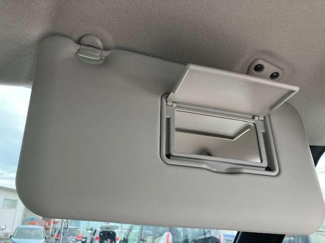デリカミニ Ｔ　プレミアム　４ＷＤ　衝突被害軽減ブレーキ　マイパイロット　ターボ　プラズマクラスター付きサーキュレーター　スマートキー　プッシュスタート　バックモニター付きルームミラー　ヒルディセントコントロール　両側電動スライドドア　１年間走行距離無制限の中古車保証付き（14枚目）