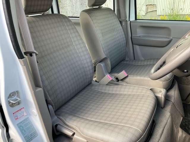 ミニキャブバン 【アウトレット中古車!】M ハイルーフ 4WD 当社買取車両 エアコン パワーステアリング WSRSエアバック 両側スライドドア リアワイパー FM/AMラジオ オートマチック 4WD切替スイッチ 3ヶ月又は3,000km(いずれか早い方)の中古車保証付き(10枚目)