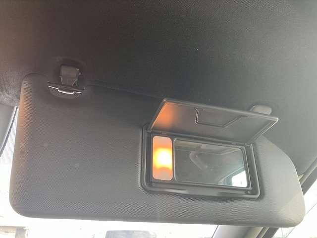 エクリプスクロスPHEV P 4WD 衝突被害軽減ブレーキ 純正ナビゲーション テレビ バックカメラ ステアリングリモコンスイッチ クルーズコントロール ヘッドアップディスプレイ パドルシフト スマートキー プッシュスタート 当社下取車両 1年間走行距離無制限の中古車保証付き(15枚目)