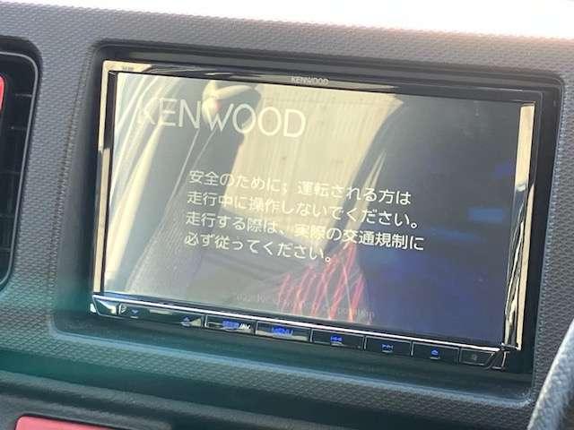 アルトターボRS ベースグレード 衝突被害軽減ブレーキ 社外ナビゲーション テレビ スマートキー プッシュスタート ETC車載器 当社下取車両 アイドリングストップ バニティミラー付きサンバイザー ディスチャージヘッドライト 1年間走行距離無制限の中古車保証付き(4枚目)