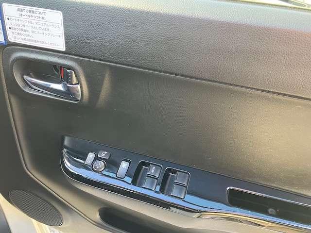 アルトターボRS ベースグレード 衝突被害軽減ブレーキ 社外ナビゲーション テレビ スマートキー プッシュスタート ETC車載器 当社下取車両 アイドリングストップ バニティミラー付きサンバイザー ディスチャージヘッドライト 1年間走行距離無制限の中古車保証付き(14枚目)