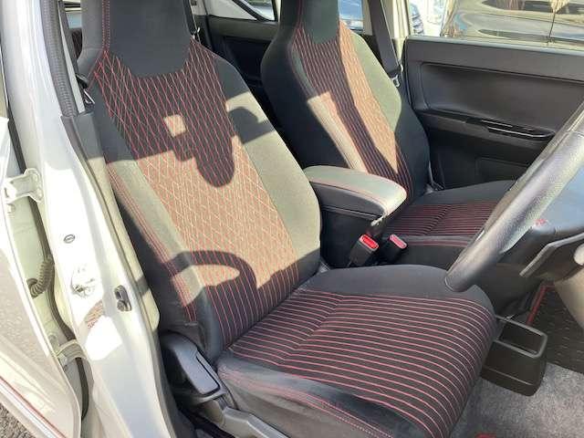 アルトターボRS ベースグレード 衝突被害軽減ブレーキ 社外ナビゲーション テレビ スマートキー プッシュスタート ETC車載器 当社下取車両 アイドリングストップ バニティミラー付きサンバイザー ディスチャージヘッドライト 1年間走行距離無制限の中古車保証付き(15枚目)