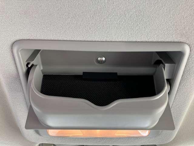 トッポ 【アウトレット中古車！】Ｇ　キーレスエントリー　ベンチシート　プライバシーガラス　リアワイパー　アームレスト　サングラスケース　バニティミラー付きサンバイザー　当社下取車両　ディスチャージヘッドライト　３ヶ月又は３，０００ｋｍ（いずれか早い方）の中古車保証付き（15枚目）