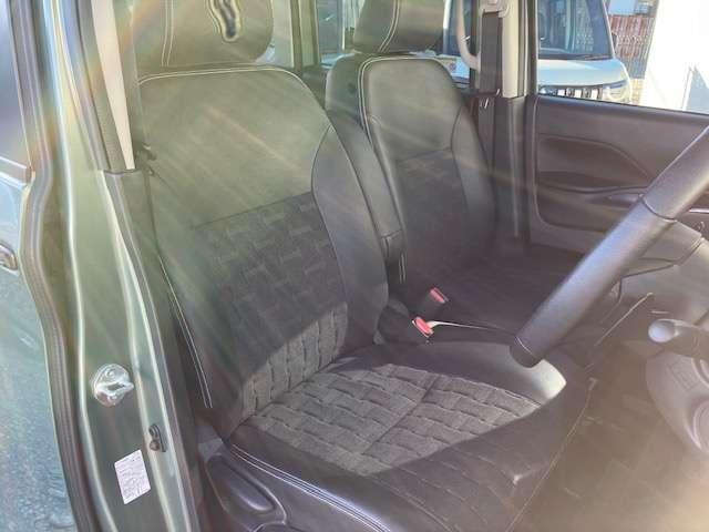 デリカミニ Ｔ　プレミアム　衝突被害軽減ブレーキ　純正ナビゲーション（13枚目）