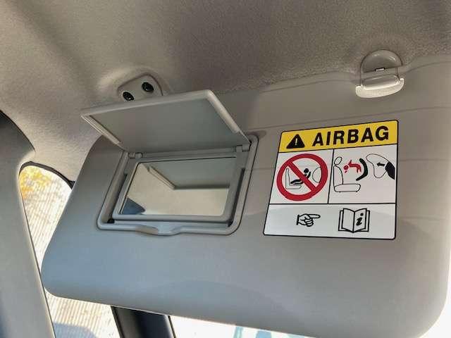 デリカミニ Ｔ　プレミアム　衝突被害軽減ブレーキ　純正ナビゲーション（20枚目）