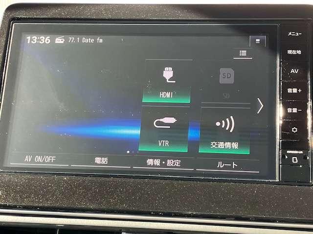 デリカミニ Ｇ　プレミアム　衝突被害軽減ブレーキ　純正ナビゲーション（6枚目）