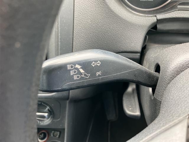 ポロ TSIコンフォートライン ナビ アルミホイール キーレスエントリー AT 記録簿 CD DVD再生 USB ミュージックプレイヤー接続可 エアコン パワーウィンドウ(7枚目)