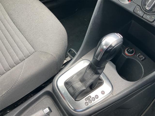 ポロ TSIコンフォートライン ナビ アルミホイール キーレスエントリー AT 記録簿 CD DVD再生 USB ミュージックプレイヤー接続可 エアコン パワーウィンドウ(9枚目)