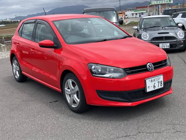 ポロ TSIコンフォートライン ナビ アルミホイール キーレスエントリー AT 記録簿 CD DVD再生 USB ミュージックプレイヤー接続可 エアコン パワーウィンドウ(13枚目)