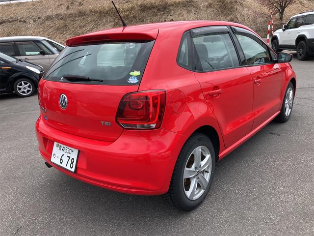 ポロ TSIコンフォートライン ナビ アルミホイール キーレスエントリー AT 記録簿 CD DVD再生 USB ミュージックプレイヤー接続可 エアコン パワーウィンドウ(18枚目)
