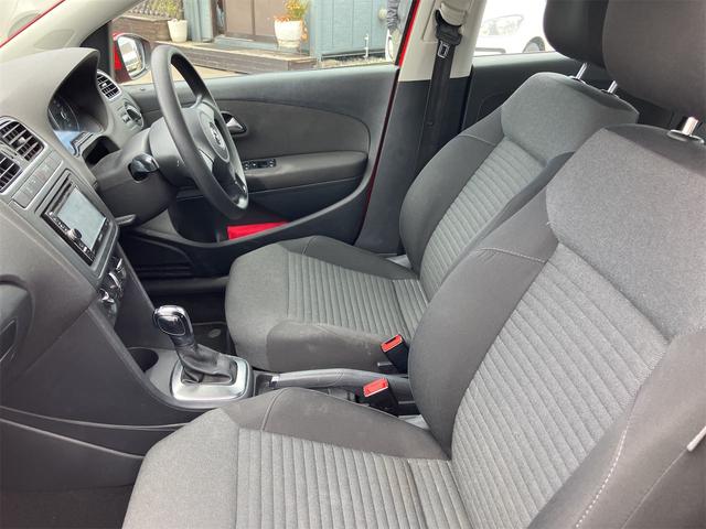 ポロ TSIコンフォートライン ナビ アルミホイール キーレスエントリー AT 記録簿 CD DVD再生 USB ミュージックプレイヤー接続可 エアコン パワーウィンドウ(52枚目)