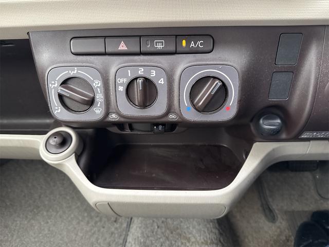 パッソ X ユルリ ETC ナビ スマートキー 電動格納ミラー CVT 盗難防止システム 衝突安全ボディ ベンチシート ABS ESC エアコン パワーステアリング パワーウィンドウ(6枚目)