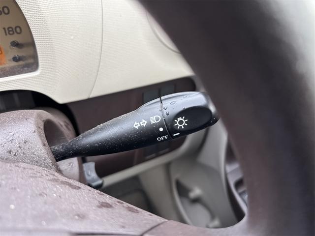 パッソ X ユルリ ETC ナビ スマートキー 電動格納ミラー CVT 盗難防止システム 衝突安全ボディ ベンチシート ABS ESC エアコン パワーステアリング パワーウィンドウ(8枚目)