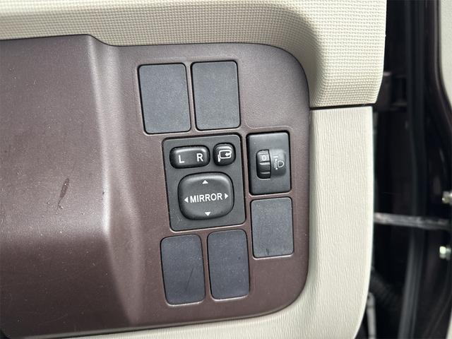 パッソ X ユルリ ETC ナビ スマートキー 電動格納ミラー CVT 盗難防止システム 衝突安全ボディ ベンチシート ABS ESC エアコン パワーステアリング パワーウィンドウ(9枚目)