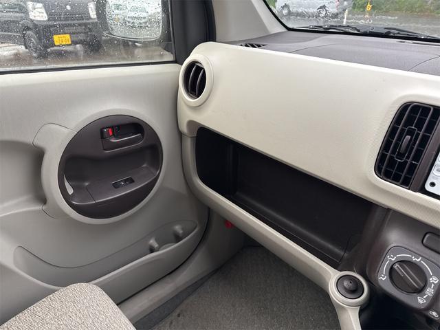 パッソ X ユルリ ETC ナビ スマートキー 電動格納ミラー CVT 盗難防止システム 衝突安全ボディ ベンチシート ABS ESC エアコン パワーステアリング パワーウィンドウ(10枚目)